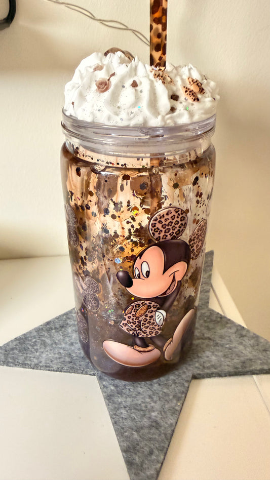 Leo-Maus Kunststoffbecher mit Sahne